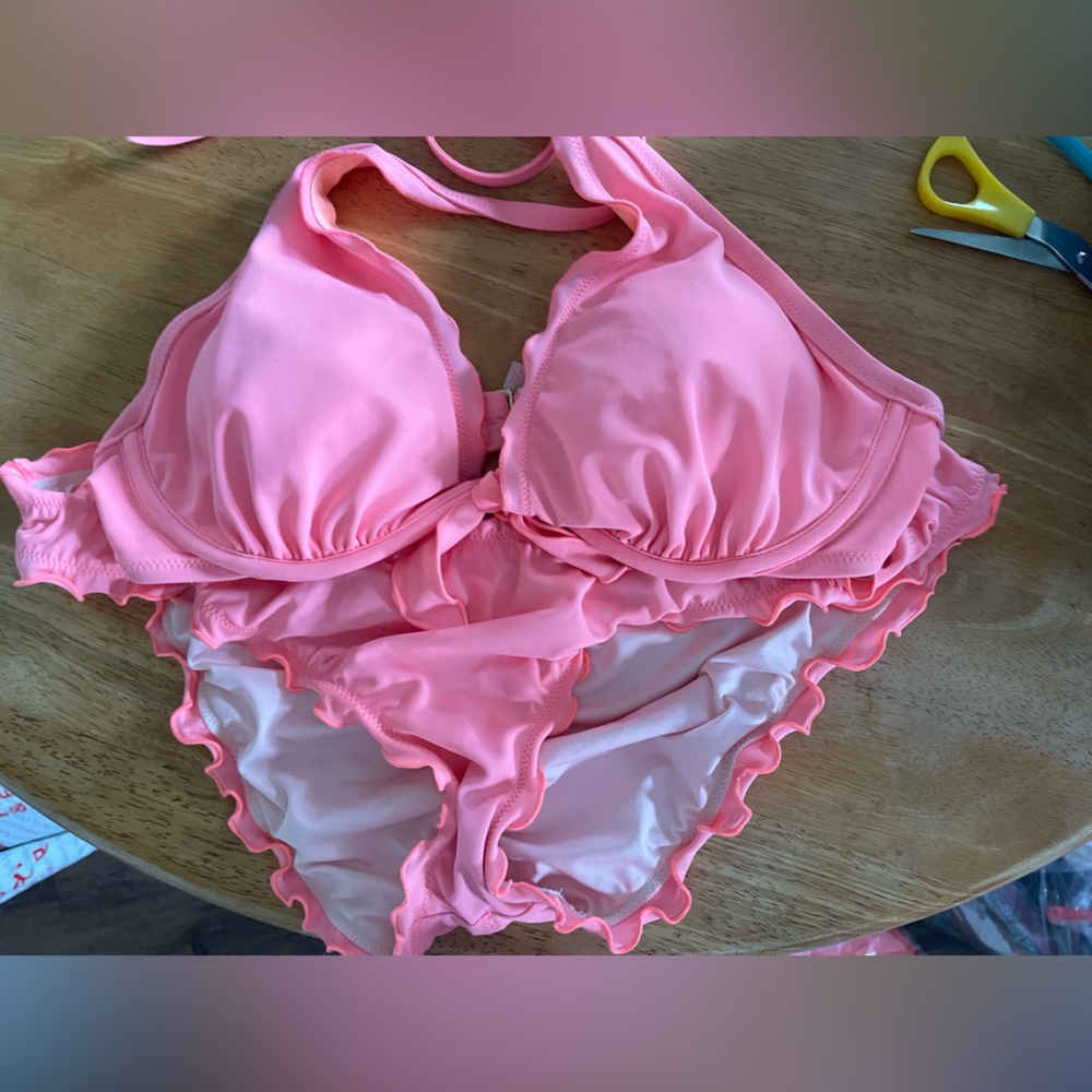 Victoria's Secret Pink Ruffle Cheeky Bikini